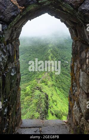 Aussichtspunkt von Fort, Tikona Fort, Pune, Maharashtra, Indien. Stockfoto