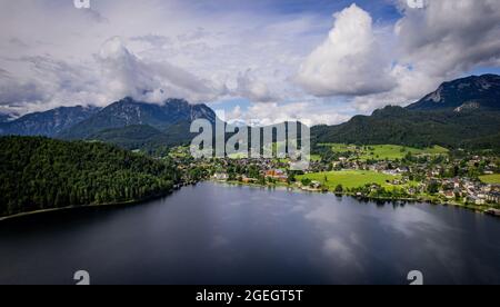 Luftaufnahme über den Altaussee in Österreich Stockfoto