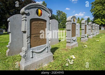 1. Weltkrieg Gräber / Grabsteine auf dem belgischen Militärfriedhof der Schlacht der Silberhelme / Schlacke der Zilveren Helmen, Halen, Limburg, Belgien Stockfoto