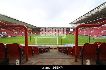 Bristol, Großbritannien. August 2021. 20. August 2021; Ashton Gate Stadium, Bristol, South Gloucestershire, England; EFL Championship Football, Bristol City versus Swansea; Allgemeine Ansicht des Ashton Gate Stadium Credit: Action Plus Sports Images/Alamy Live News Stockfoto