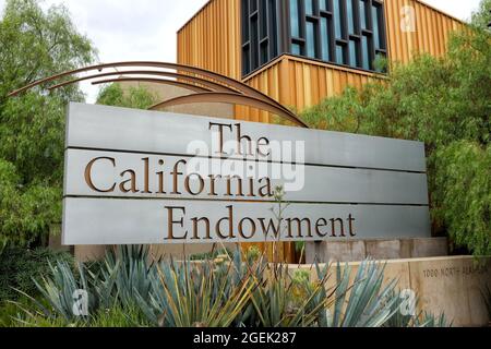 LOS ANGELES, KALIFORNIEN - 18 AUG 2021: Das California Endowment zielt darauf ab, den Zugang zu bezahlbarer, hochwertiger Gesundheitsversorgung für unterversorgte Menschen zu erweitern Stockfoto
