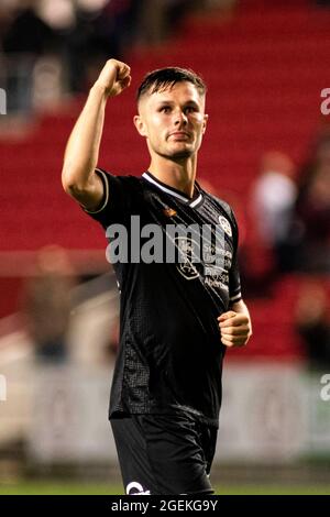 Bristol, Großbritannien. August 2021. Liam Cullen aus Swansea City in Vollzeit. EFL Skybet Championship match, Bristol City gegen Swansea City im Ashton Gate Stadium in Bristol, Avon am Freitag, den 20. August 2021. Dieses Bild darf nur für redaktionelle Zwecke verwendet werden. Nur zur redaktionellen Verwendung, Lizenz für kommerzielle Nutzung erforderlich. Keine Verwendung bei Wetten, Spielen oder Veröffentlichungen in einem Club/einer Liga/einem Spieler. PIC von Lewis Mitchell/Andrew Orchard Sports Photography/Alamy Live News Credit: Andrew Orchard Sports Photography/Alamy Live News Stockfoto