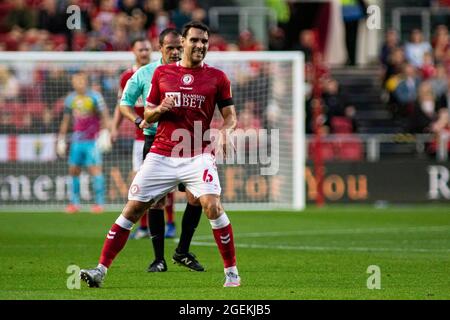 Bristol, Großbritannien. August 2021. Matthew James von Bristol City in Aktion. EFL Skybet Championship match, Bristol City gegen Swansea City im Ashton Gate Stadium in Bristol, Avon am Freitag, den 20. August 2021. Dieses Bild darf nur für redaktionelle Zwecke verwendet werden. Nur zur redaktionellen Verwendung, Lizenz für kommerzielle Nutzung erforderlich. Keine Verwendung bei Wetten, Spielen oder Veröffentlichungen in einem Club/einer Liga/einem Spieler. PIC von Lewis Mitchell/Andrew Orchard Sports Photography/Alamy Live News Credit: Andrew Orchard Sports Photography/Alamy Live News Stockfoto