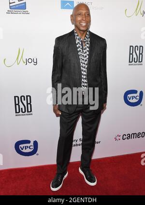 Los Angeles, USA. August 2021. Jeffrey Osborne kommt zur 21. Jährlichen Gala der Harold and Carole Pump Foundation, die am Freitag, dem 20. August 2021, im Beverly Hilton in Beverly Hills, CA, stattfindet. (Foto: Sthanlee B. Mirador/Sipa USA) Quelle: SIPA USA/Alamy Live News Stockfoto