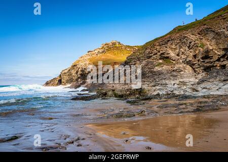 Landzunge nördlich von Chapel Porth, in der Nähe von St. Agnes, Cornwall, Großbritannien. Stockfoto