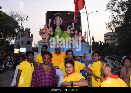 09-10-2019, Dewas, Madhya Pradesh, Indien. Hintergrund Durga Puja Festival und Tableau. Skulptur der hinduistischen Göttin Durga. Stockfoto