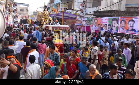 09-10-2019, Dewas, Madhya Pradesh, Indien. Hintergrund Durga Puja Festival und Tableau. Skulptur der hinduistischen Göttin Durga. Stockfoto