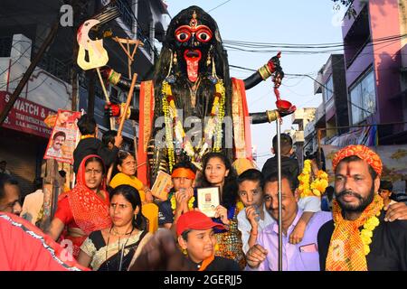 09-10-2019, Dewas, Madhya Pradesh, Indien. Hintergrund Durga Puja Festival und Tableau. Skulptur der hinduistischen Göttin Durga. Stockfoto