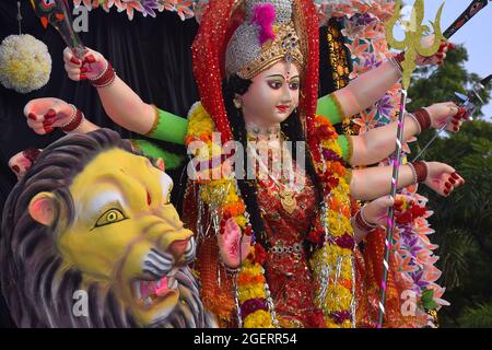 Hintergrund Durga Puja Festival und Tableau. Skulptur der hinduistischen Göttin Durga Stockfoto