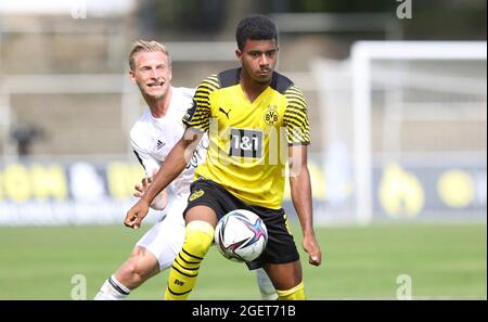 Dortmund, Deutschland. 21. Aug, 2021. firo: 21.08.2021 Fuvuball: Fußball: 3. Bundesliga-Saison 2021/22 BVB; Borussia Dortmund U23 - 1. FC Saarbrvºcken, Saarbruecken Ansgar Knauff, BVB/dpa/Alamy Live News Stockfoto