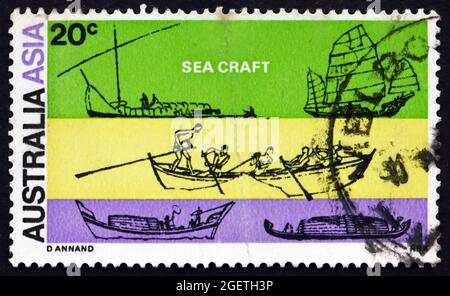 AUSTRALIEN - UM 1971: Eine in Australien gedruckte Briefmarke zeigt Sea Craft, Link zwischen Australien und Asien, 28. Internationaler Orientalistenkongress, ca. Stockfoto