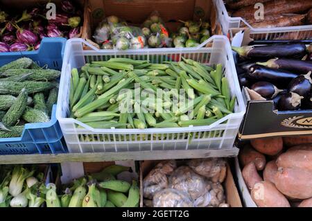 Kopenhagen, Dänemark., 21. August 2021,Okra Gemüse zum Verkauf auf dem Lebensmittelmarkt in der dänischen Hauptstadt. (Foto..Francis Joseph Dean/Dean Bilder) Stockfoto