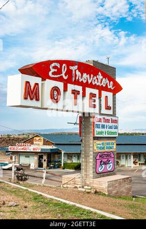 Das alte El Trovatore Motel Schild an der Route 66 in Kingman Arizona Stockfoto