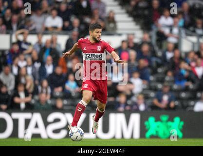 Derby, Großbritannien. August 2021. Sam Morsy von Middlesbrough während des Sky Bet Championship-Spiels zwischen Derby County und Middlesbrough im iPro Stadium, Derby, England am 21. August 2021. Foto von Andy Rowland. Quelle: Prime Media Images/Alamy Live News Stockfoto