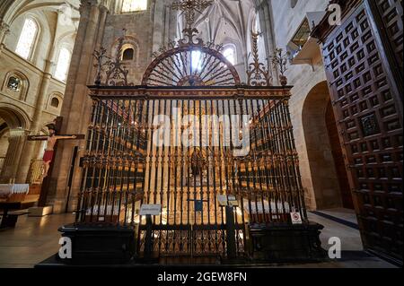 Grab von Santo Domingo in der Kathedrale von El Salvador, Santo Domingo de la Calzada. La Cienz, Spanien, Europa Stockfoto