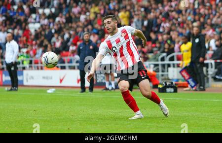 SUNDERLAND, GROSSBRITANNIEN. AUGUST 21STSunderlands Lynden Gooch während des Sky Bet League 1-Spiels zwischen Sunderland und AFC Wimbledon am Samstag, dem 21. August 2021, im Stadion of Light, Sunderland. (Kredit: Michael Driver | MI Nachrichten) Kredit: MI Nachrichten & Sport /Alamy Live Nachrichten Stockfoto