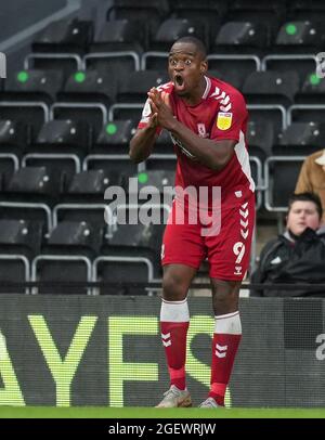 Derby, Großbritannien. August 2021. Uche Ikpeazu von Middlesbrough während des Sky Bet Championship-Spiels zwischen Derby County und Middlesbrough im iPro Stadium, Derby, England am 21. August 2021. Foto von Andy Rowland. Quelle: Prime Media Images/Alamy Live News Stockfoto