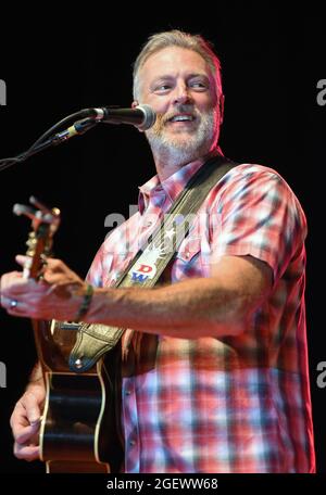 Hiawassee, GA, USA. August 2021. Darryl Worley auf der Bühne für das Darryl Worley Konzert auf dem 70. Jährlichen Georgia Mountain Fair Grounds, Anderson Music Hall, Hiawassee, GA, 21. August 2021. Quelle: Derek Storm/Everett Collection/Alamy Live News Stockfoto