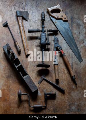 Gruppe von Werkzeugen für die Werkstattarbeit Stockfoto