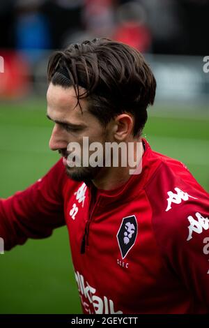 Das Peninsula Stadium. Salford City 0-1 Swindon Town. Liam Shepherd von Saford City FC. August 2021. Stockfoto