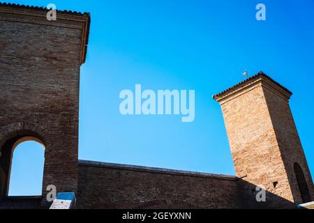 Comacchio in der Emilia Romagna/Italien: Trepponti-Brücke auch Ponte Pallotta genannt Stockfoto