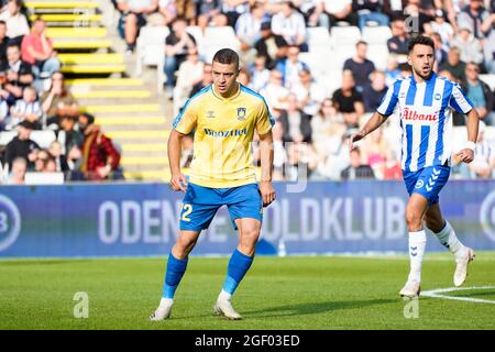 Odense, Dänemark. August 2021. Josip Radosevic (22) aus Broendby, WENN er während des 3F-Superliga-Spiels zwischen Odense Boldklub und Broendby IF im Nature Energy Park in Odense gesehen wurde. (Foto: Gonzales Photo/Alamy Live News Stockfoto