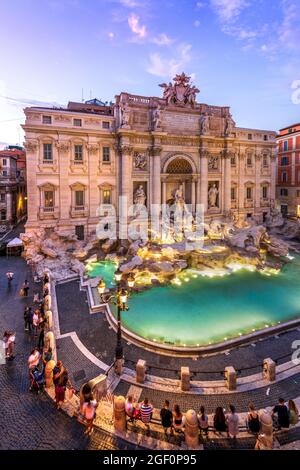 Trevibrunnen und Palazzo Poli, Rom, Latium, Italien Stockfoto