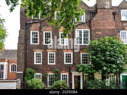 DAS LONDONER LINCOLN'S INN BIETET NEUE QUADRATISCHE GEBÄUDE IN JURISTISCHEN KAMMERN AN Stockfoto