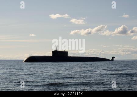 August 2021 - Weißes Meer. Das Atom-U-Boot „Belgorod“. Das längste U-Boot der Welt. Russland, Region Archangelsk Stockfoto