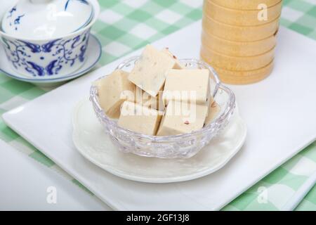 Yam-Kuchen mit roten Bohnen Stockfoto