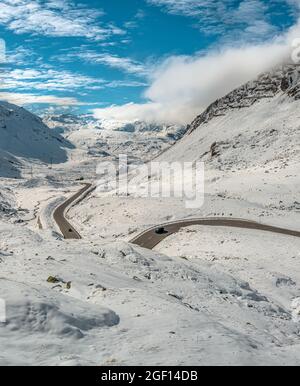 Winterlandschaft am Julierpass, Graubünden, Schweiz Stockfoto