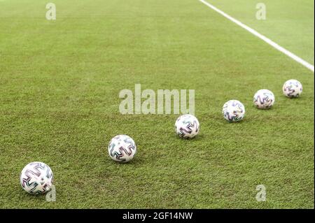 Moskau, Russland. August 2021. UWCL-Fußbälle während des UEFA Womens Champions League-Fußballspiels der 1. Runde zwischen Arsenal und PSV Eindhoven in der Sapsan Arena in Moskau, Russland. Kredit: SPP Sport Pressefoto. /Alamy Live News Stockfoto