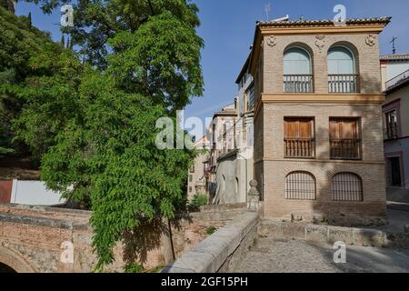 Casa de las Chirimias am Paseo de los Triestes in Granda, Spanien. Stockfoto