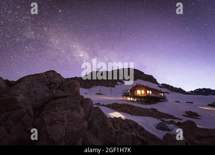 Mueller Hut unter Sternen, Sealy Range, Aoraki Mout Cook National Park Stockfoto