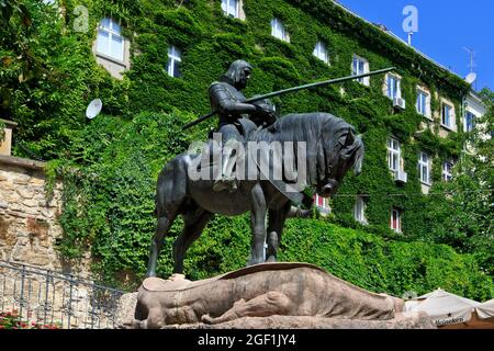 Reiterdenkmal des Heiligen Georg, der den Drachen in Zagreb, Kroatien, erschlut Stockfoto