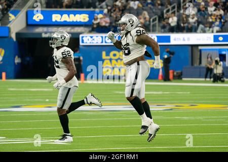 Las Vegas Raiders defensive Tackle Darius Philon (96) während eines Vorsaison-Spiels der NFL gegen die Los Angeles Rams, Samstag, 21. August 2021, in Inglewoo Stockfoto