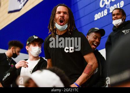 Orlando Magic Point Guard Cole Anthony feiert am Freitag, den 11. Juni 2021, während des Basketballspiels der CIF Southern Section Championship 2021 in Chats Stockfoto