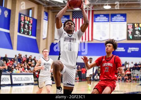 Sierra Canyon Trailblazers bewachen Bronny James (0) während des Basketballspiels der CIF Southern Section Championship 2021 am Freitag, den 11. Juni 2021, in Chats Stockfoto