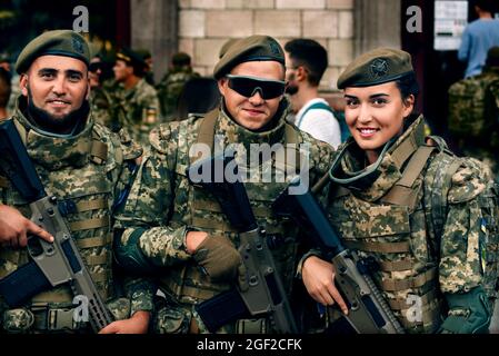 Kiew, Ukraine - 20. August 2021: Generalprobe der Militärparade anlässlich des 30. Unabhängigkeitstages der Ukraine. Ukrainische Soldaten im Militär Stockfoto