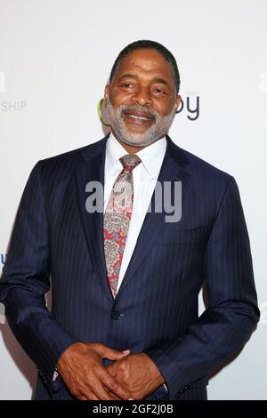 20. August 2021, Beverly Hills, CA, USA: LOS ANGELES - 20. AUGUST: Norm Nixon bei der 21. Jährlichen Gala der Harold and Carole Pump Foundation im Beverly Hilton Hotel am 20. August 2021 in Beverly Hills, CA (Foto: © Kay Blake/ZUMA Press Wire) Stockfoto