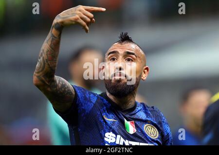 Mailand, Italien. August 2021. Arturo Vidal vom FC Internazionale zeigt während der Serie EIN Spiel zwischen dem FC Genua und dem FC Genua im Stadio Giuseppe Meazza . Stockfoto