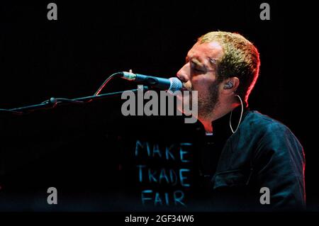 Chris Martin - Coldplay, V2003, Hylands Park, Chelmsford, Essex, Großbritannien - 16. August 2003 Stockfoto