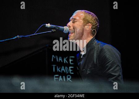 Chris Martin - Coldplay, V2003, Hylands Park, Chelmsford, Essex, Großbritannien - 16. August 2003 Stockfoto