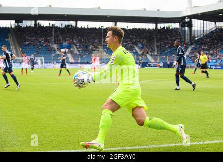 Bochum, Deutschland. 22. Aug, 2021. Torwart Manuel RIEMANN (BO) Action, Fußball 1. Bundesliga, 2. Spieltag, VfL Bochum (BO) - FSV FSV FSV Mainz 05 (MZ) 2: 0, am 08 21/2021 in Bochum/Deutschland. Die DFL-Bestimmungen von #verbieten die Verwendung von Fotos als Bildsequenzen und/oder quasi-Video # Â Credit: dpa/Alamy Live News Stockfoto