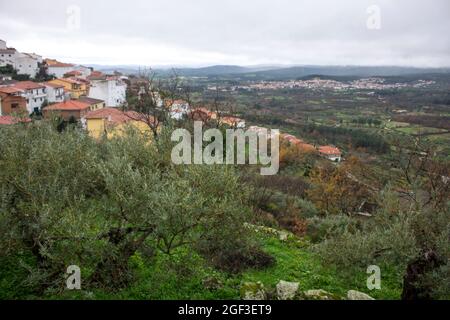 Eljas, oder als Ellas, Spanien. Eine Stadt in Extremadura, einem der drei Dörfer, in denen die SPRACHE A Fala gesprochen wird Stockfoto