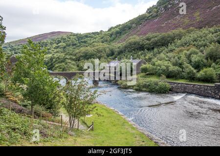 Der viktorianische Caban Coch Damm im Elan Valley, Wales. Stockfoto