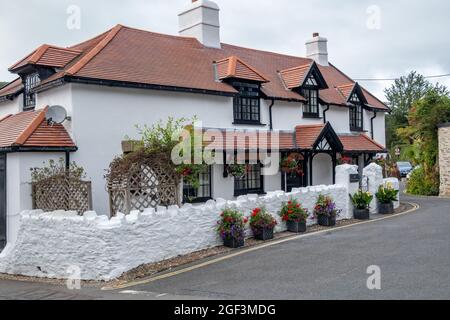 BERRYNARBOR, DEVON, UK - AUGUST 17 : Blick auf das malerische Dorf Berrynarbor in Devon am 17. August 2021 Stockfoto