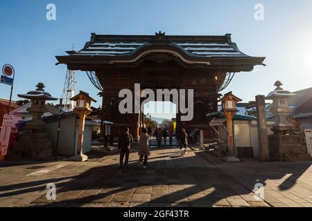 Eintritt zum Zenkoji Tempel in Nagano, Japan Stockfoto