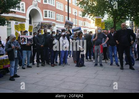 London, Großbritannien. August 2021. Der Protest gegen Priti Patels Tochter A Refugees selbst die Entscheidung, in diesem Jahr nur 5,000 Afghanen aus Afghanistan nach Großbritannien zu lassen, ist äußerst beschämend. Die Verwüstung, die wir den Taliban als "Teile und herrsche" bezeichneten, führt zur Flucht des afghanischen Volkes. Welche moralischen Verpflichtungen hinsichtlich der Menschenrechte und der Freiheit der Demokratie in den Vereinigten Staaten und Großbritannien werden weltweit eingeführt? Das Festhalten am Imperium ist gefallen. Kredit: Picture Capital/Alamy Live Nachrichten Stockfoto