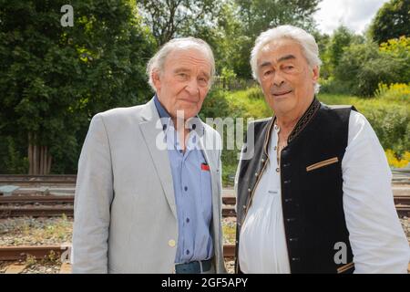 Michael Mendl und Giso Weißbach beim Gipfeltreffen in Schwarzenberg. 21.08.2021 Stockfoto